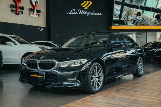 BMW 320i 2.0 16V TURBO GASOLINA SPORT AUTOMÁTICO BMW 320i 2.0 16V TURBO GASOLINA SPORT AUTOMÁTICO